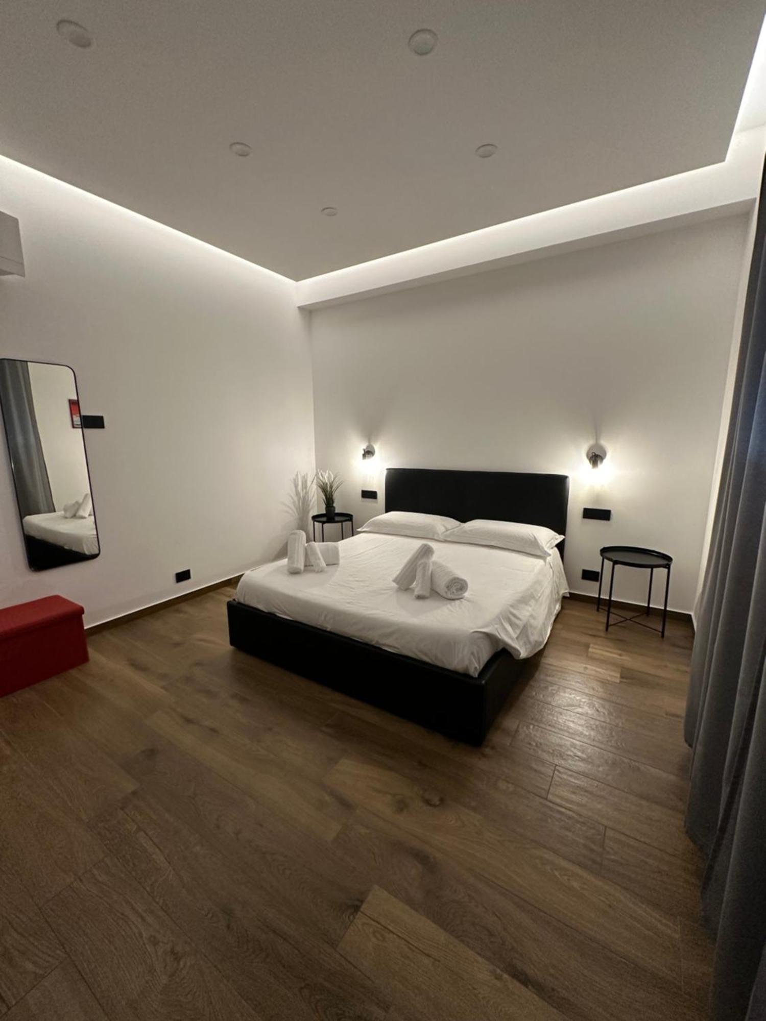Borgiarooms Luxury Apartment Milazzo Exterior photo